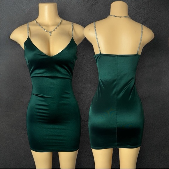 Jade Allure - Picture 4 of 4